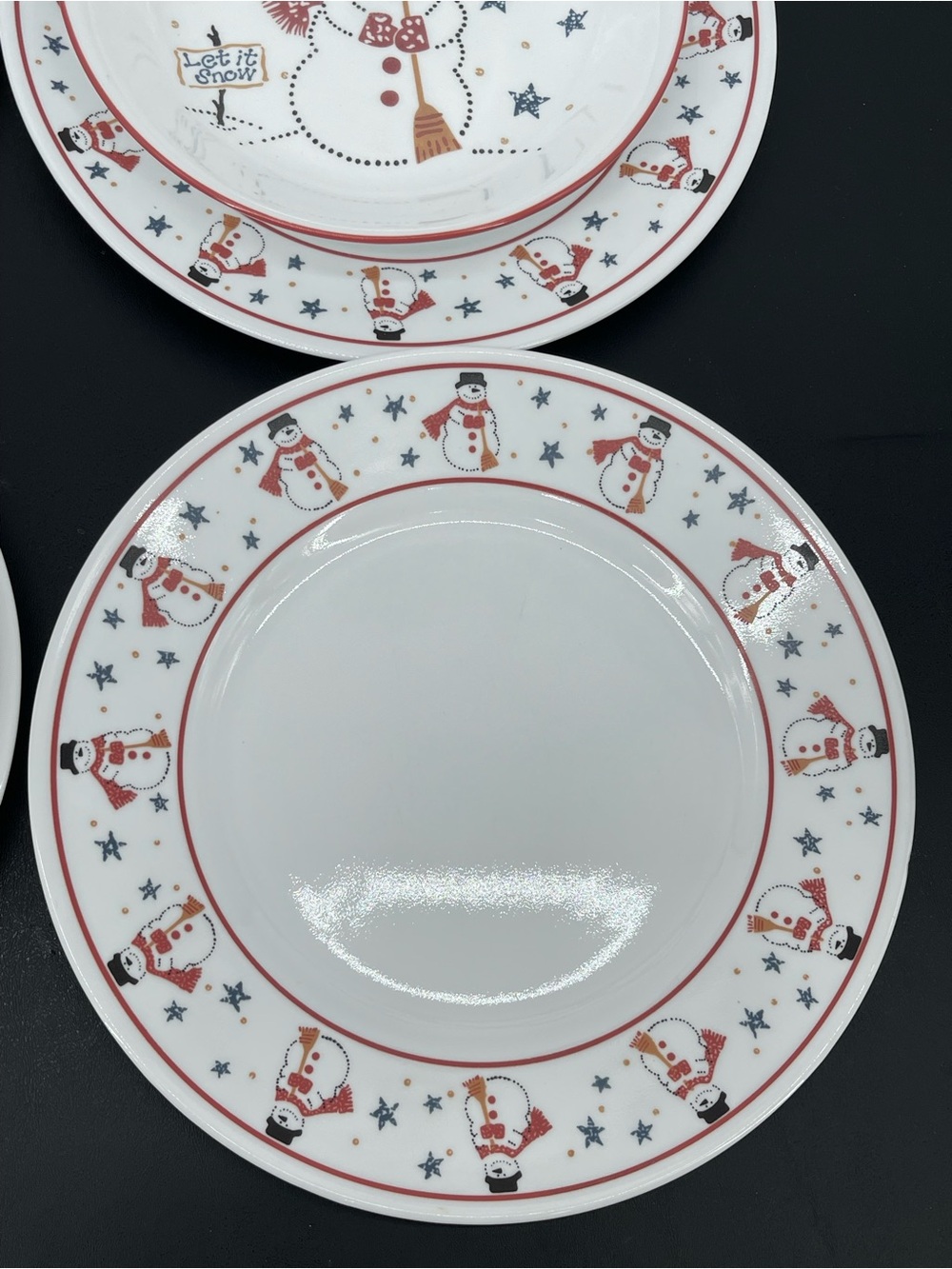 Corelle Snowman Dinner Plates (4) and Bowls (3) - Picture 5 of 7